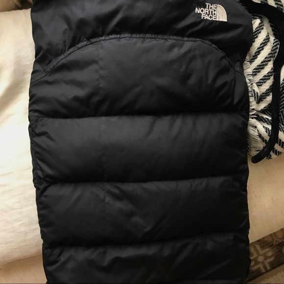 THE NORTH FACE 700 black down vest - Picture 7 of 7